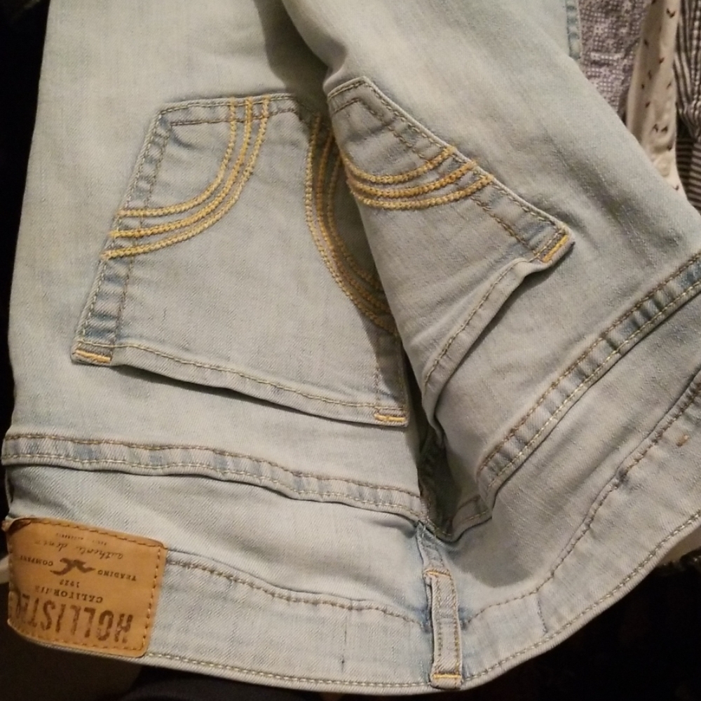 Hollister Jeans